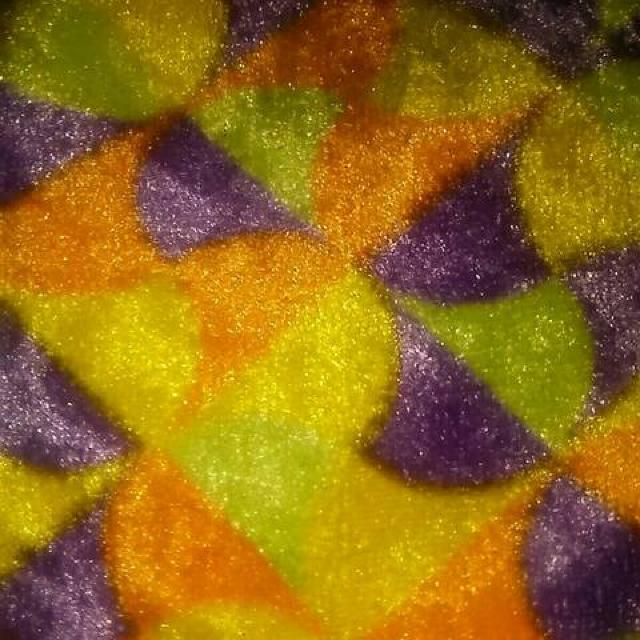 used★光沢のあるベロアシャツ/黄色系幾何学模様 < 女性ファッション  used★光沢のあるベロアシャツ/黄色系幾何学模様 < 女性ファッションの