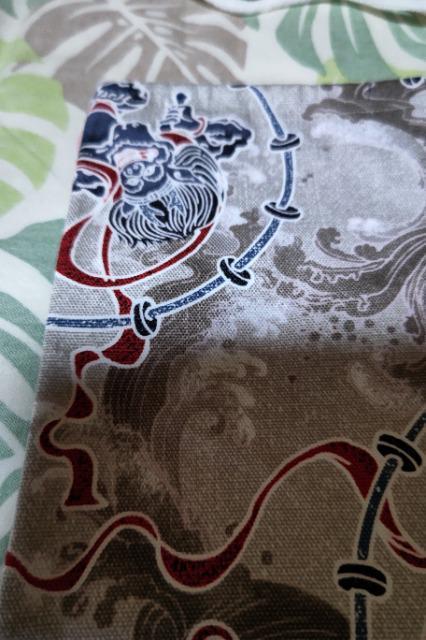 ★処分品★薄茶×風神雷神大柄ナナメ掛巾着袋 < キッズ/ベビー  ★処分品★薄茶×風神雷神大柄ナナメ掛巾着袋 < キッズ/ベビーの