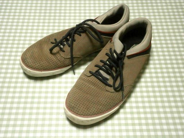 ◆keen キーン スニーカー シューズ ベージュ 42 中古品 < 男性ファッション  ◆keen キーン スニーカー シューズ ベージュ 42 中古品  < 男性ファッションの