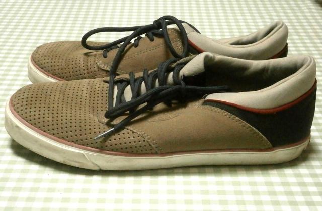 ◆keen キーン スニーカー シューズ ベージュ 42 中古品 < 男性ファッション  ◆keen キーン スニーカー シューズ ベージュ 42 中古品 < 男性ファッションの