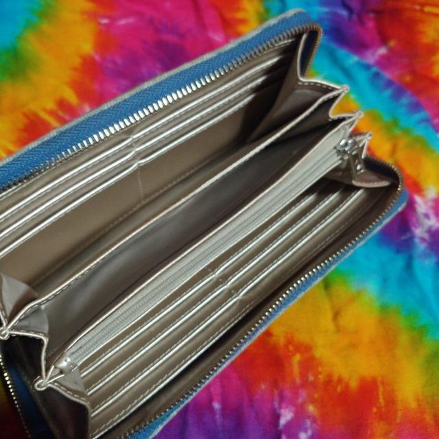 GUESSfjSzWK[hSEHbgQX  uh 