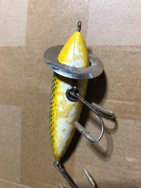 オールドヘドン ドワジャックミノー 210 サーフェイス < レジャー/スポーツ オールドヘドン ドワジャックミノー 210 サーフェイス < レジャー/スポーツの