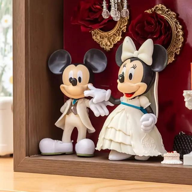 爆ヤス価格1590円★2個セット ミッキとミニー・マウスの結婚記念品 - 白いドレスのカップルと黄色い花束フィギュア < ホビー  爆ヤス価格1590円★2個セット ミッキとミニー・マウスの結婚記念品 - 白いドレスのカップルと黄色い花束フィギュア < ホビーの