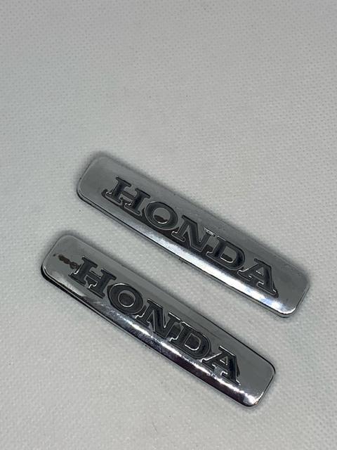 HONDA サイドカバーエンブレム 左右セット 旧車 やれ感 チャンプロード アクセサリー < 自動車/バイク HONDA サイドカバーエンブレム 左右セット 旧車 やれ感 チャンプロード アクセサリー < 自動車/バイク