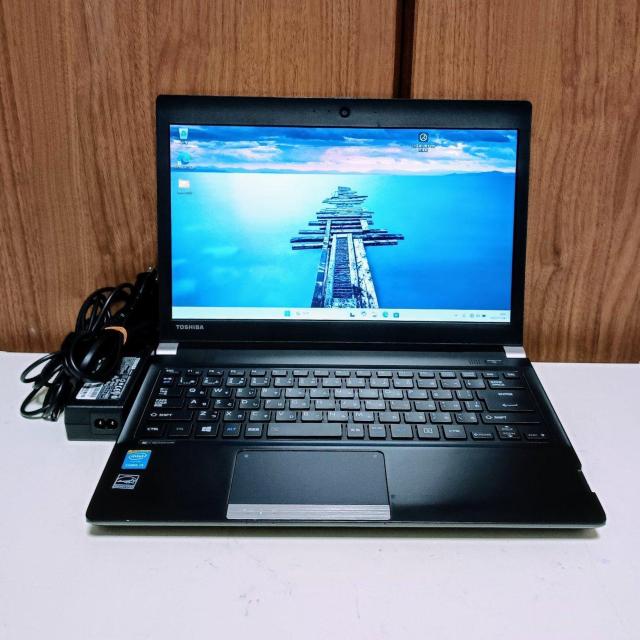 TOSHIBA dynabook Corei5 8GB SDD256GB Windows11 WebJ m[gp\R  PC{/Ӌ@ 