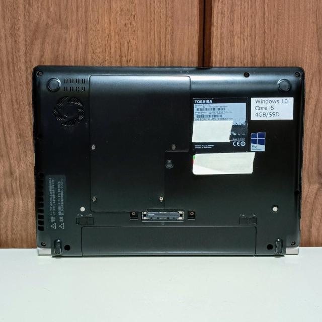 TOSHIBA dynabook Corei5 8GB SDD256GB Windows11 WebJ m[gp\R  PC{/Ӌ@ 