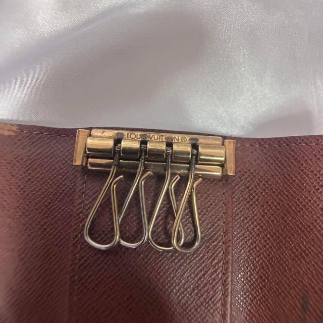 ルイヴィトン キーケース LOUISVUITTON モノ ミュルティクレ4 < ブランド ルイヴィトン キーケース LOUISVUITTON モノ ミュルティクレ4 < ブランドの