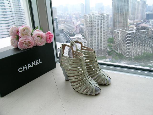 ★正規品★CHANEL★ショートブーツ★35★シルバーグレー < ブランド  ★正規品★CHANEL★ショートブーツ★35★シルバーグレー < ブランドの