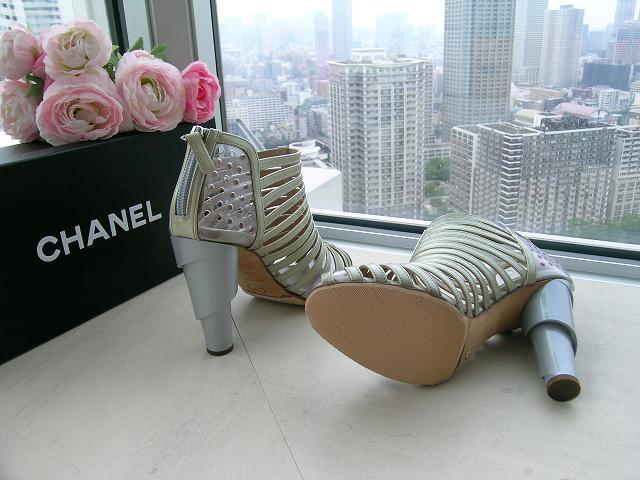 ★正規品★CHANEL★ショートブーツ★35★シルバーグレー < ブランド  ★正規品★CHANEL★ショートブーツ★35★シルバーグレー < ブランドの