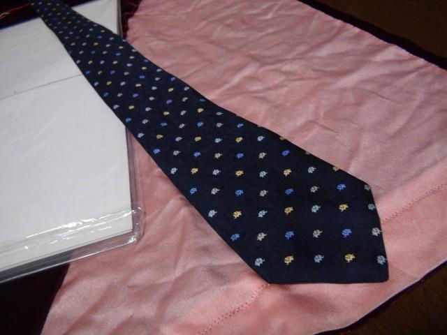 JIM THOMPSON(ジムトンプソン)のシルクネクタイ 像柄!。 < 男性ファッション  JIM THOMPSON(ジムトンプソン)のシルクネクタイ 像柄!。 < 男性ファッションの