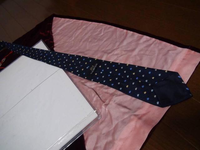 JIM THOMPSON(ジムトンプソン)のシルクネクタイ 像柄!。 < 男性ファッション  JIM THOMPSON(ジムトンプソン)のシルクネクタイ 像柄!。 < 男性ファッションの