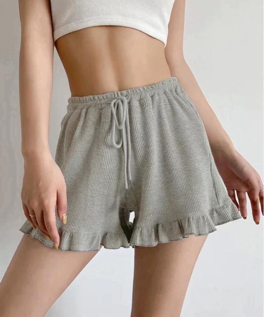 送料無料 新品 フリルペチパンツ ワッフルショートパンツ < 女性ファッション  送料無料 新品 フリルペチパンツ ワッフルショートパンツ < 女性ファッションの