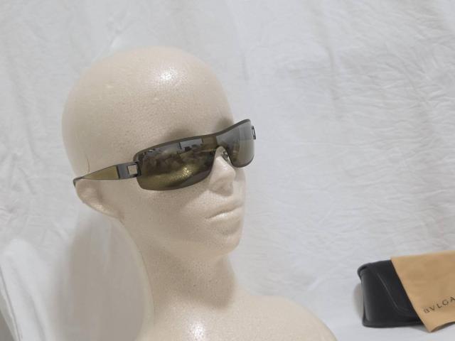 正規美 レア ブルガリ ロゴアイコン フレームレス スポーティー シールドサングラス 茶系ミラー 軽量1枚レンズアイウェア 付属有 < ブランド 正規美 レア ブルガリ ロゴアイコン フレームレス スポーティー シールドサングラス 茶系ミラー 軽量1枚レンズアイウェア 付属有 < ブランドの