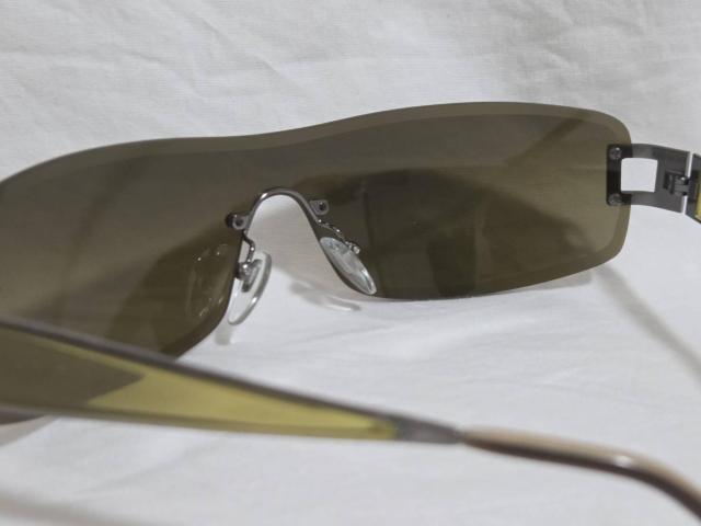 正規美 レア ブルガリ ロゴアイコン フレームレス スポーティー シールドサングラス 茶系ミラー 軽量1枚レンズアイウェア 付属有 < ブランド 正規美 レア ブルガリ ロゴアイコン フレームレス スポーティー シールドサングラス 茶系ミラー 軽量1枚レンズアイウェア 付属有 < ブランドの