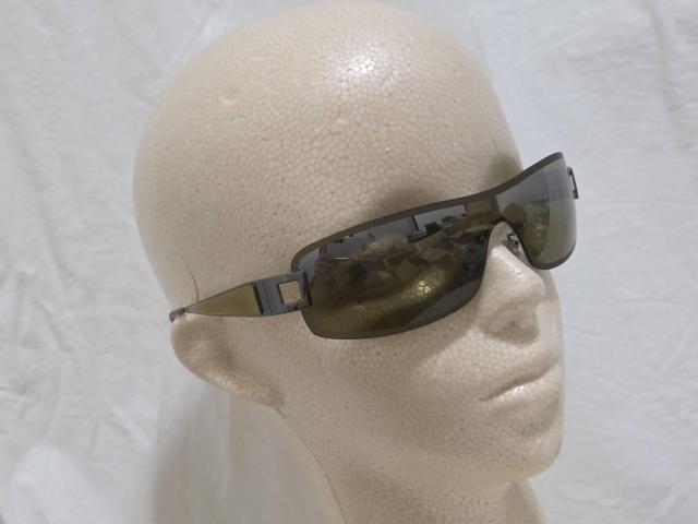 正規美 レア ブルガリ ロゴアイコン フレームレス スポーティー シールドサングラス 茶系ミラー 軽量1枚レンズアイウェア 付属有 < ブランド 正規美 レア ブルガリ ロゴアイコン フレームレス スポーティー シールドサングラス 茶系ミラー 軽量1枚レンズアイウェア 付属有 < ブランドの