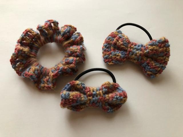 ハンドメイド ヘアゴム リボン シュシュ ウール < 女性ファッション  ハンドメイド ヘアゴム リボン シュシュ ウール  < 女性ファッションの