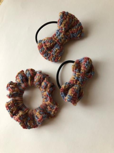 ハンドメイド ヘアゴム リボン シュシュ ウール < 女性ファッション  ハンドメイド ヘアゴム リボン シュシュ ウール < 女性ファッションの