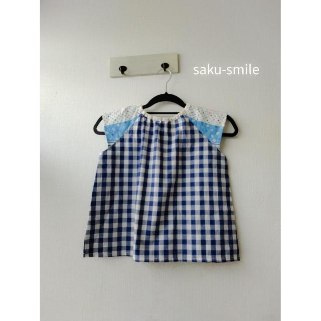 saku-smile スモック 80~90size 袖なし ブルー系 < キッズ/ベビー  saku-smile スモック 80~90size 袖なし ブルー系 < キッズ/ベビーの