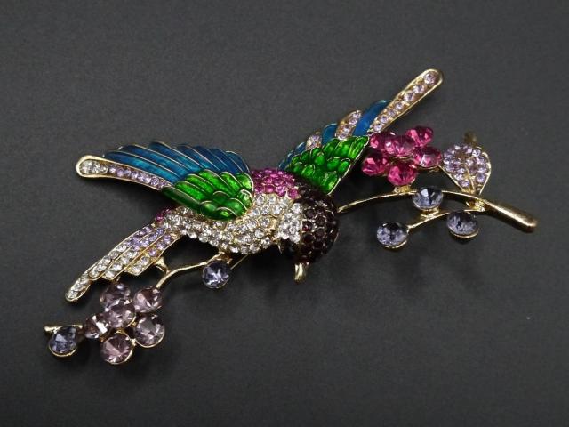 新品アンティーク調きらきらストーンお花と鳥さんブローチ 大きめ  < 女性アクセサリー/時計  新品アンティーク調きらきらストーンお花と鳥さんブローチ 大きめ  < 女性アクセサリー/時計の