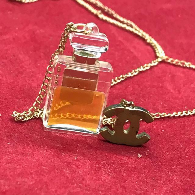 ヴィンテージ 正規品 シャネル CoCo&香水ボトル ネックレス ゴールド < ブランド  ヴィンテージ 正規品 シャネル CoCo&香水ボトル ネックレス ゴールド < ブランドの