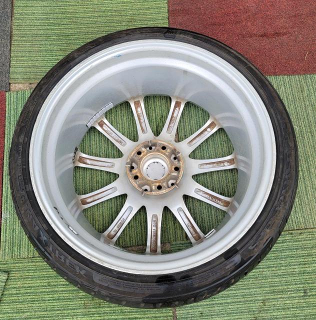 CARLSSON カールソン CR1/11RS 20インチ 9.5J+40 PCD114.3 5穴タイヤ付き1本のみ225/35 < 自動車/バイク CARLSSON カールソン CR1/11RS 20インチ 9.5J+40 PCD114.3 5穴タイヤ付き1本のみ225/35 < 自動車/バイク