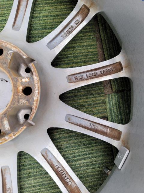 CARLSSON カールソン CR1/11RS 20インチ 9.5J+40 PCD114.3 5穴タイヤ付き1本のみ225/35 < 自動車/バイク CARLSSON カールソン CR1/11RS 20インチ 9.5J+40 PCD114.3 5穴タイヤ付き1本のみ225/35 < 自動車/バイク