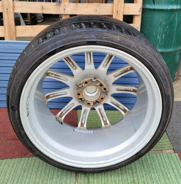 CARLSSON カールソン CR1/11RS 20インチ 9.5J+40 PCD114.3 5穴タイヤ付き1本のみ225/35 < 自動車/バイク CARLSSON カールソン CR1/11RS 20インチ 9.5J+40 PCD114.3 5穴タイヤ付き1本のみ225/35 < 自動車/バイク