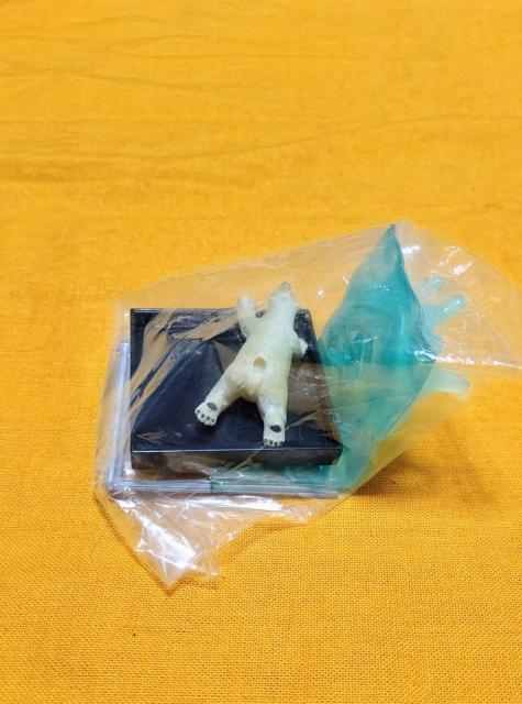 ファミリーマート限定 旭山動物園 どうぶつフィギュア ホッキョクグマのダイビング < ホビー ファミリーマート限定 旭山動物園 どうぶつフィギュア ホッキョクグマのダイビング < ホビーの