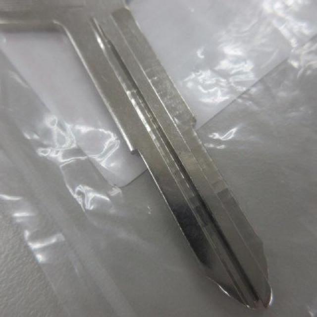 SUZUKI スズキ 純正 部品 37145-60B00 < 自動車/バイク SUZUKI スズキ 純正 部品 37145-60B00 < 自動車/バイク
