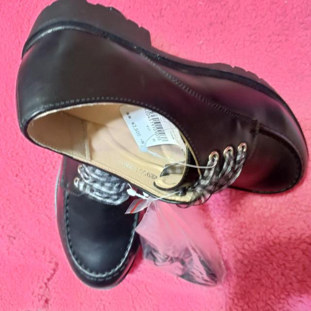 CASITA★新品★合皮紐付きシューズ/M < 女性ファッション  CASITA★新品★合皮紐付きシューズ/M < 女性ファッションの