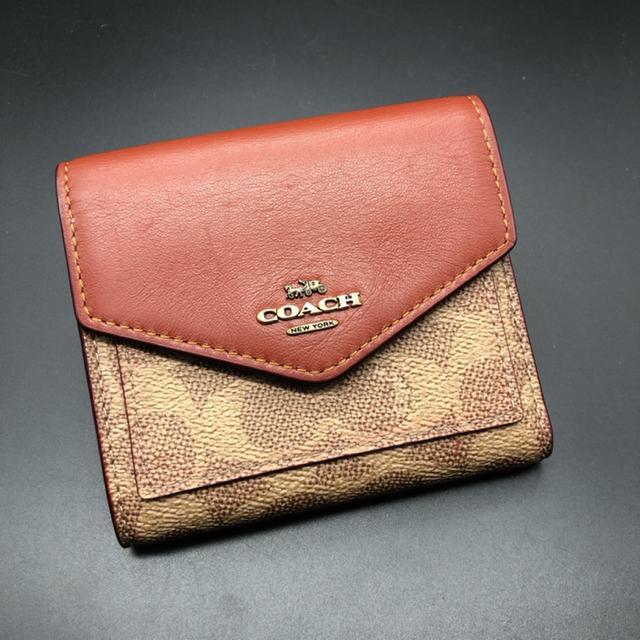 即決 COACH コーチ シグネチャー 三つ折り財布 < ブランド  即決 COACH コーチ シグネチャー 三つ折り財布  < ブランドの