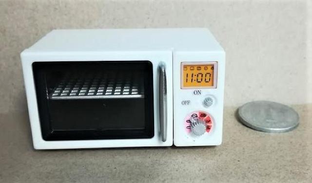 ミニチュア★電子レンジ★ドアも開きます★庫内ライト付き★ドールハウスに★ < おもちゃ  ミニチュア★電子レンジ★ドアも開きます★庫内ライト付き★ドールハウスに★  < おもちゃの