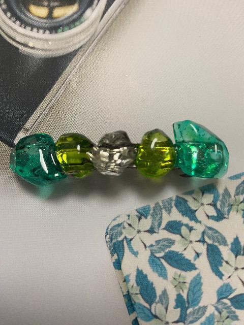 レジン 鉱石バレッタ グリーン系 < 女性ファッション  レジン 鉱石バレッタ グリーン系  < 女性ファッションの