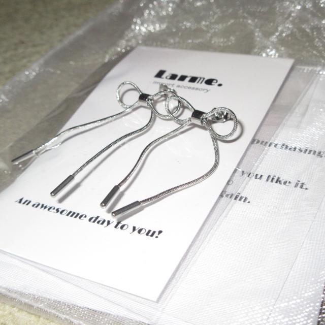 未使用☆Larme.*リボンスネークピアス(シルバー)ステンレス製 < 女性アクセサリー/時計  未使用☆Larme.*リボンスネークピアス(シルバー)ステンレス製 < 女性アクセサリー/時計の