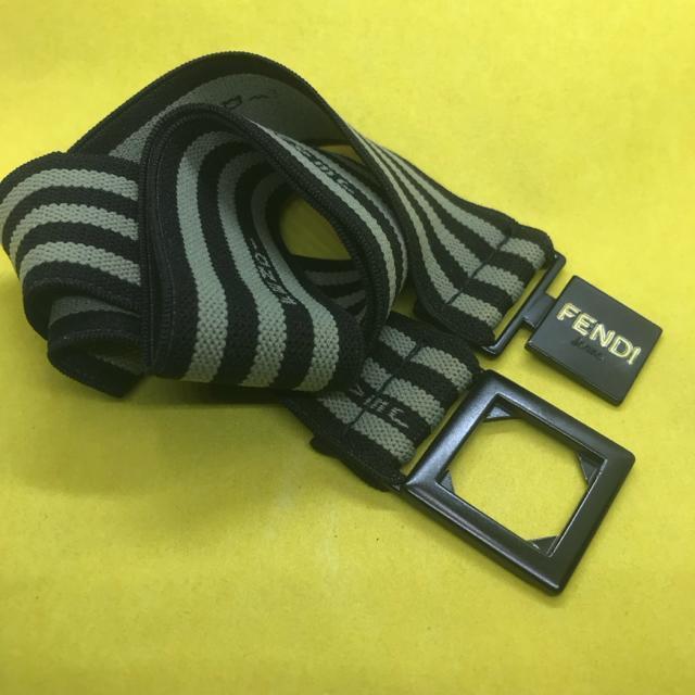 レア フェンディジーンズ ゴムベルト 黒/カーキ 美品 < ブランド  レア フェンディジーンズ ゴムベルト 黒/カーキ 美品 < ブランドの