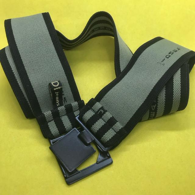 レア フェンディジーンズ ゴムベルト 黒/カーキ 美品 < ブランド  レア フェンディジーンズ ゴムベルト 黒/カーキ 美品 < ブランドの