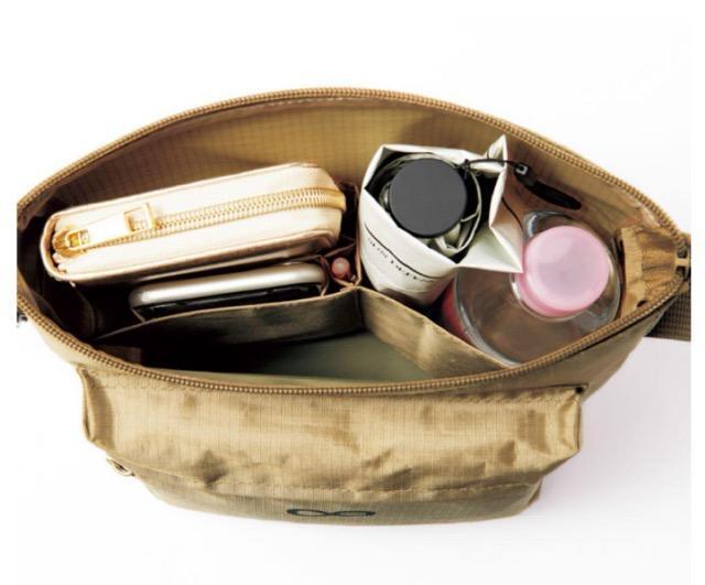 fGȂ̐lGt^vCs[vyʂUV_[obO