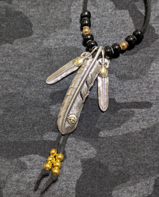 キムタク仕様★木村拓哉★3点フェザー★ホワイトハーツ★新品未着用★送料無料 < 男性アクセサリー/時計 キムタク仕様★木村拓哉★3点フェザー★ホワイトハーツ★新品未着用★送料無料 < 男性アクセサリー/時計の