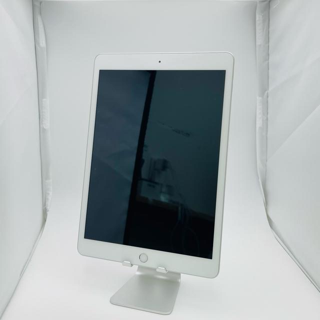 A 88% iPad 8 第8世代 32 GB Wi-Fi シルバー 本体 < PC本体/周辺機器 A 88% iPad 8 第8世代 32 GB Wi-Fi シルバー 本体 < PC本体/周辺機器の