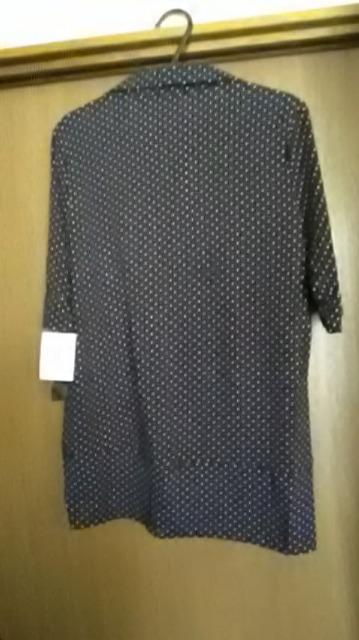 P.Vi*WPbg݂ȃ{  t@bV 