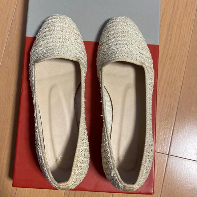 レディース靴/ベージュ.オフホワイト系/ほぼペタンコ(カカト低め)シューズ/オシャレパンプス/サイズ23p/中古 < 女性ファッション  レディース靴/ベージュ.オフホワイト系/ほぼペタンコ(カカト低め)シューズ/オシャレパンプス/サイズ23p/中古 < 女性ファッションの