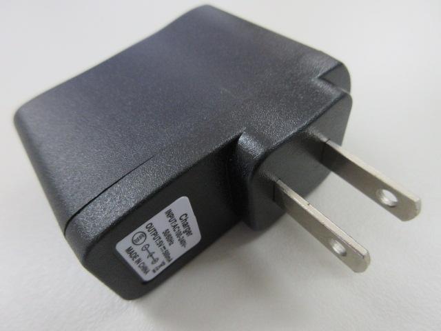 USB アダプタ Charger INPUT:AC100-240V〜 50/60Hz OUTPUT < PC本体/周辺機器  USB アダプタ Charger INPUT:AC100-240V〜 50/60Hz OUTPUT < PC本体/周辺機器の