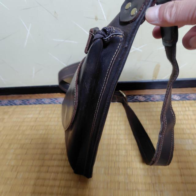 ヌメ革レザー ミニボディバック ワンショルダー  ショルダーバッグ ヴィンテージ  < 女性ファッション  ヌメ革レザー ミニボディバック ワンショルダー  ショルダーバッグ ヴィンテージ  < 女性ファッションの