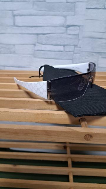 ☆GUCCI グッチ GG柄 ロゴ サングラス グレー/ホワイト/メンズ < ブランド ☆GUCCI グッチ GG柄 ロゴ サングラス グレー/ホワイト/メンズ < ブランドの