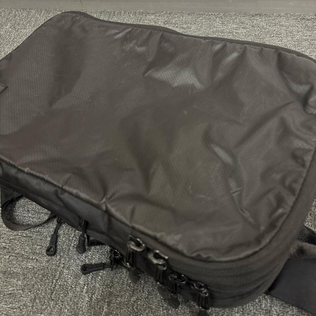 即決 HOLICC バックパック ブラック < 男性ファッション 即決 HOLICC バックパック ブラック < 男性ファッションの