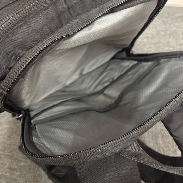 即決 HOLICC バックパック ブラック < 男性ファッション 即決 HOLICC バックパック ブラック < 男性ファッションの