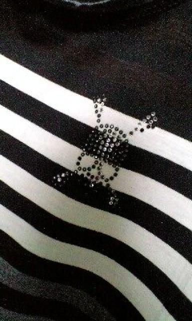 新品ROENロエン スワロフスキースカルボーダーラウンドタンクトップ M < ブランド  新品ROENロエン スワロフスキースカルボーダーラウンドタンクトップ M < ブランドの