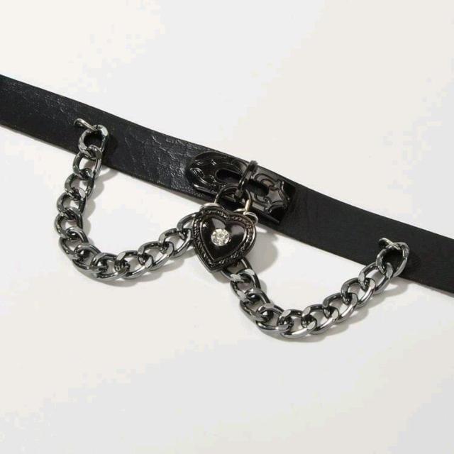 新品★チェーン+ハートのチョーカー < 女性アクセサリー/時計  新品★チェーン+ハートのチョーカー < 女性アクセサリー/時計の