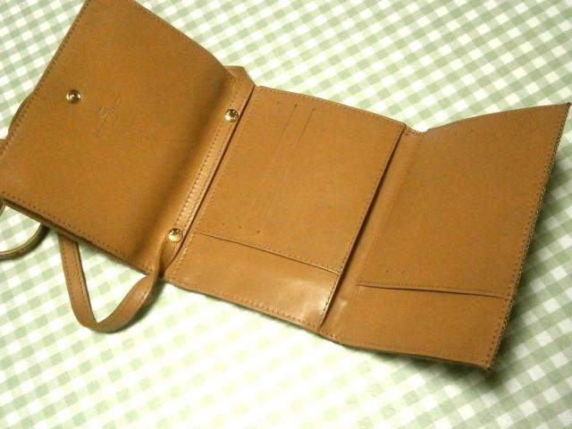 ◆ETRO エトロ ウォレット ショルダーバッグ ベージュ ペイズリー 中古品 < 女性ファッション  ◆ETRO エトロ ウォレット ショルダーバッグ ベージュ ペイズリー 中古品 < 女性ファッションの