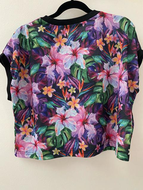 匿名配送 美品 SPINNS  花柄メッシュTシャツ < ブランド  匿名配送 美品 SPINNS  花柄メッシュTシャツ < ブランドの